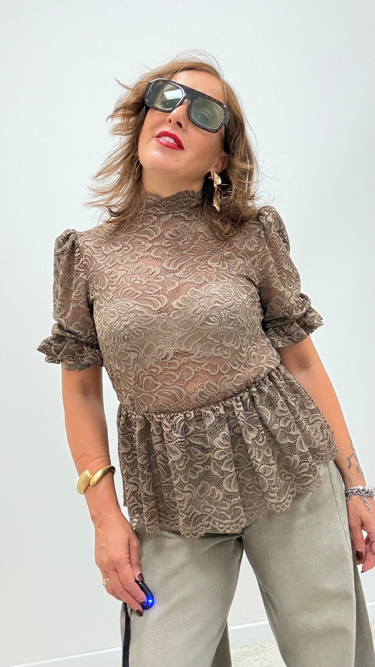 T-shirt pizzo manica sbuffo HaveOne TPA-R006 moro