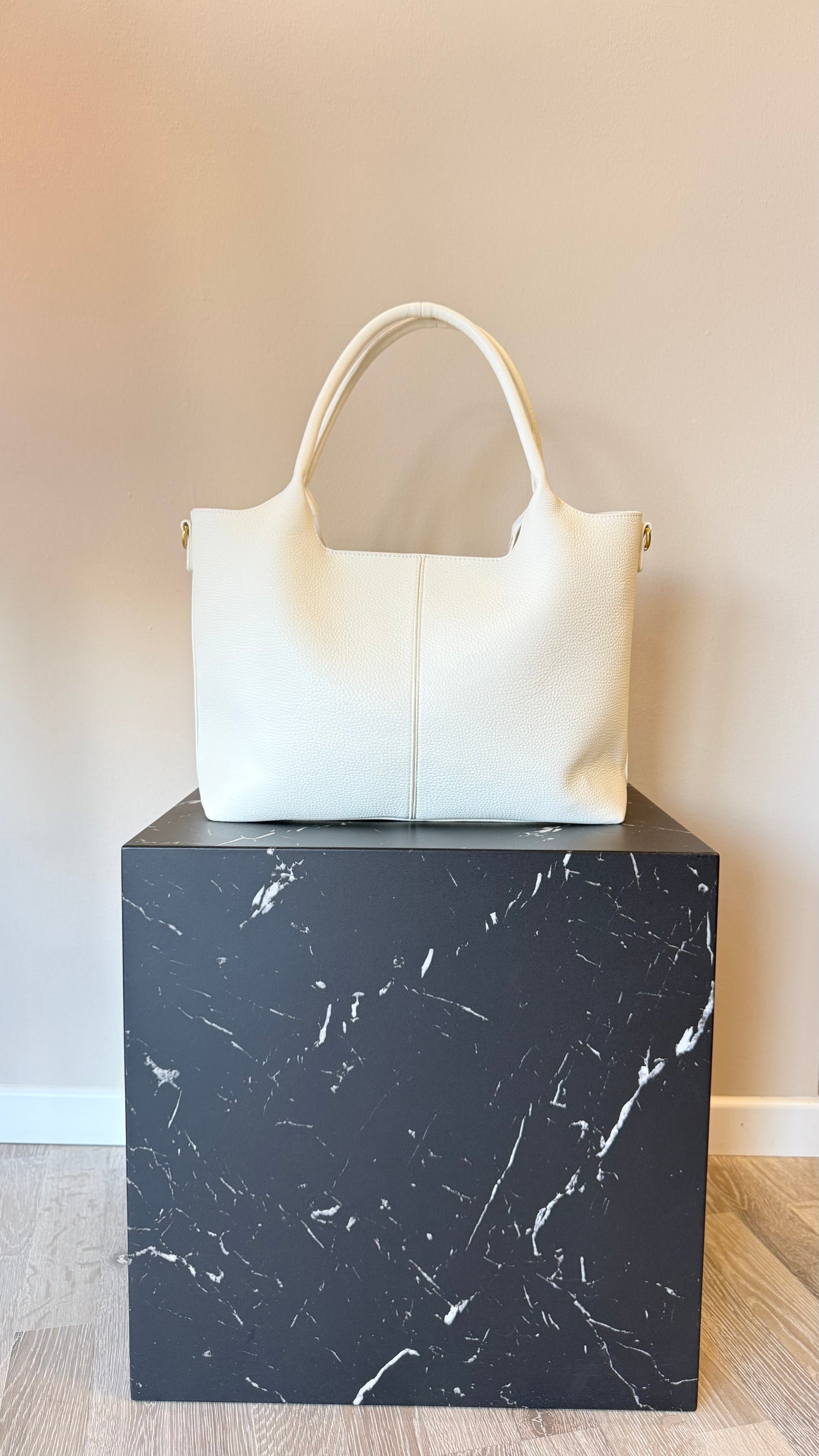 Borsa con pochette in ecopelle latte Memoire