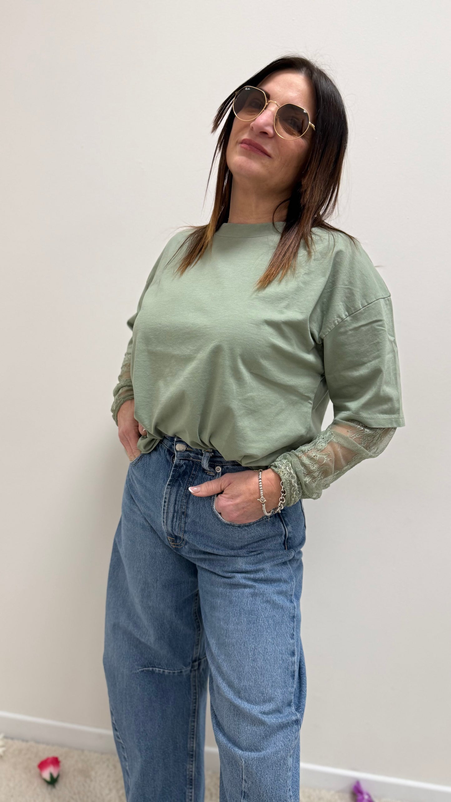 Susy Mix T-Shirt con Manica in Pizzo Verde Salvia