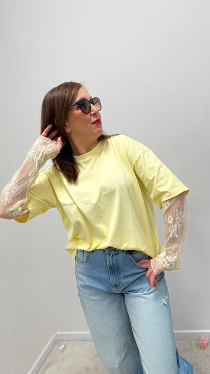 Susy Mix T-Shirt con Manica in Pizzo Gialla
