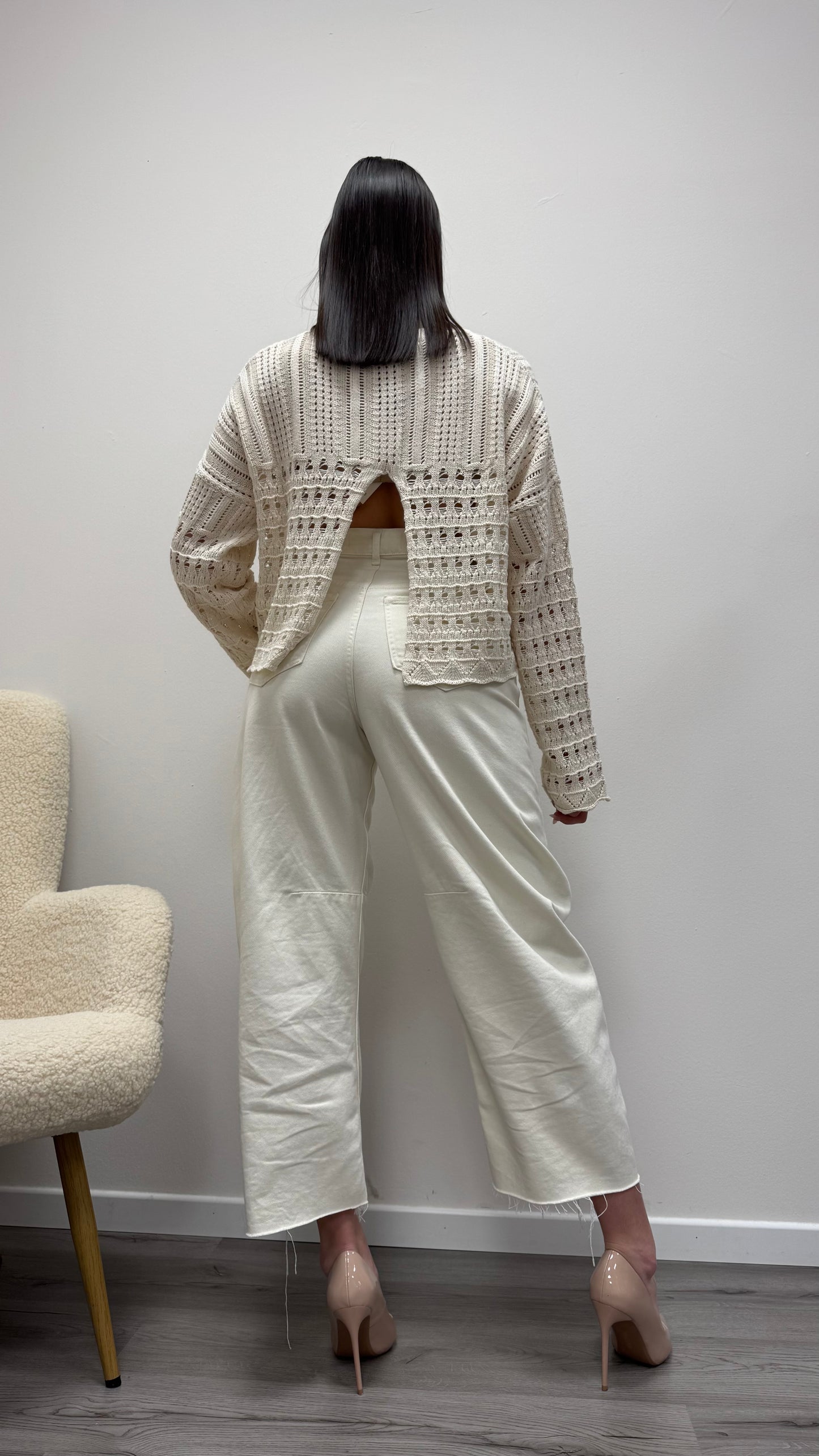 Maglia paricollo traforata con spacchetto dietro  Haveone