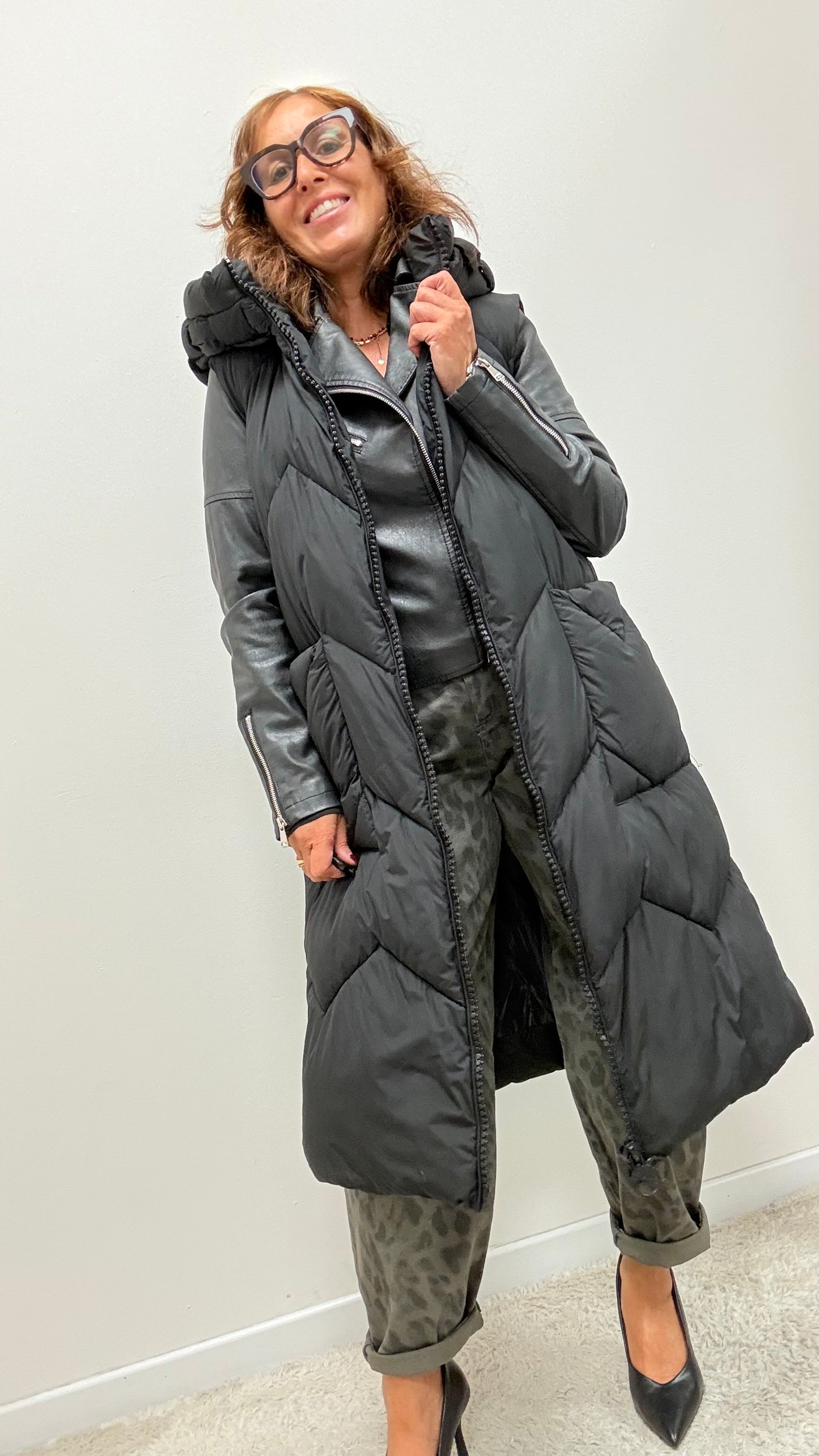 Gilet trapuntato con cappuccio Extasy nero
