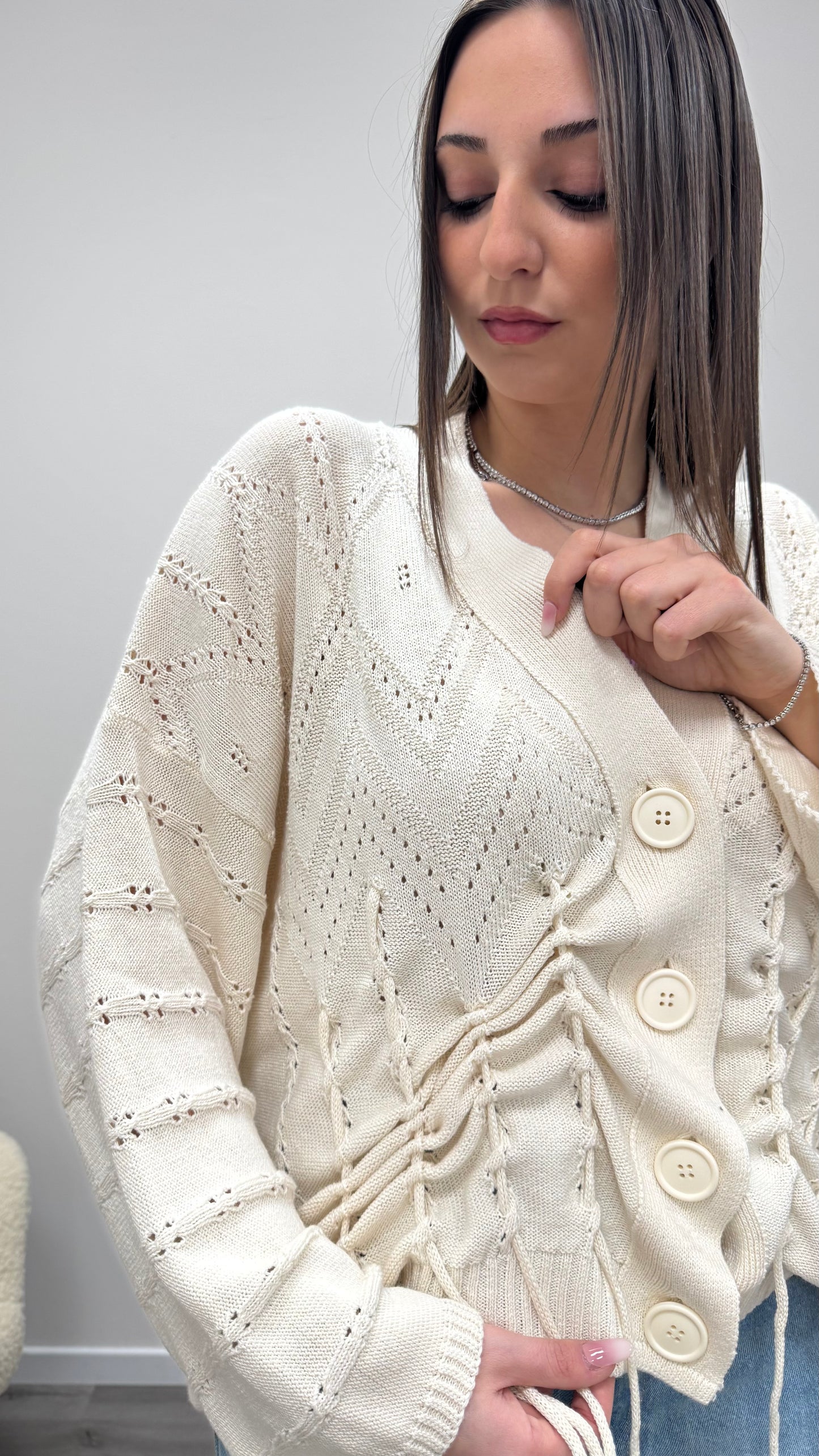Cardigan traforato con coulisse regolabile Haveone burro