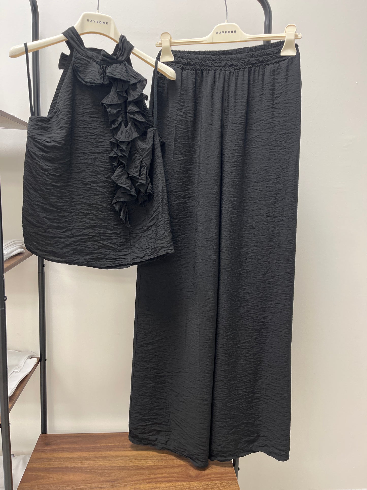 HaveOne Pantalone Palazzo in Viscosa Stropicciata Nero