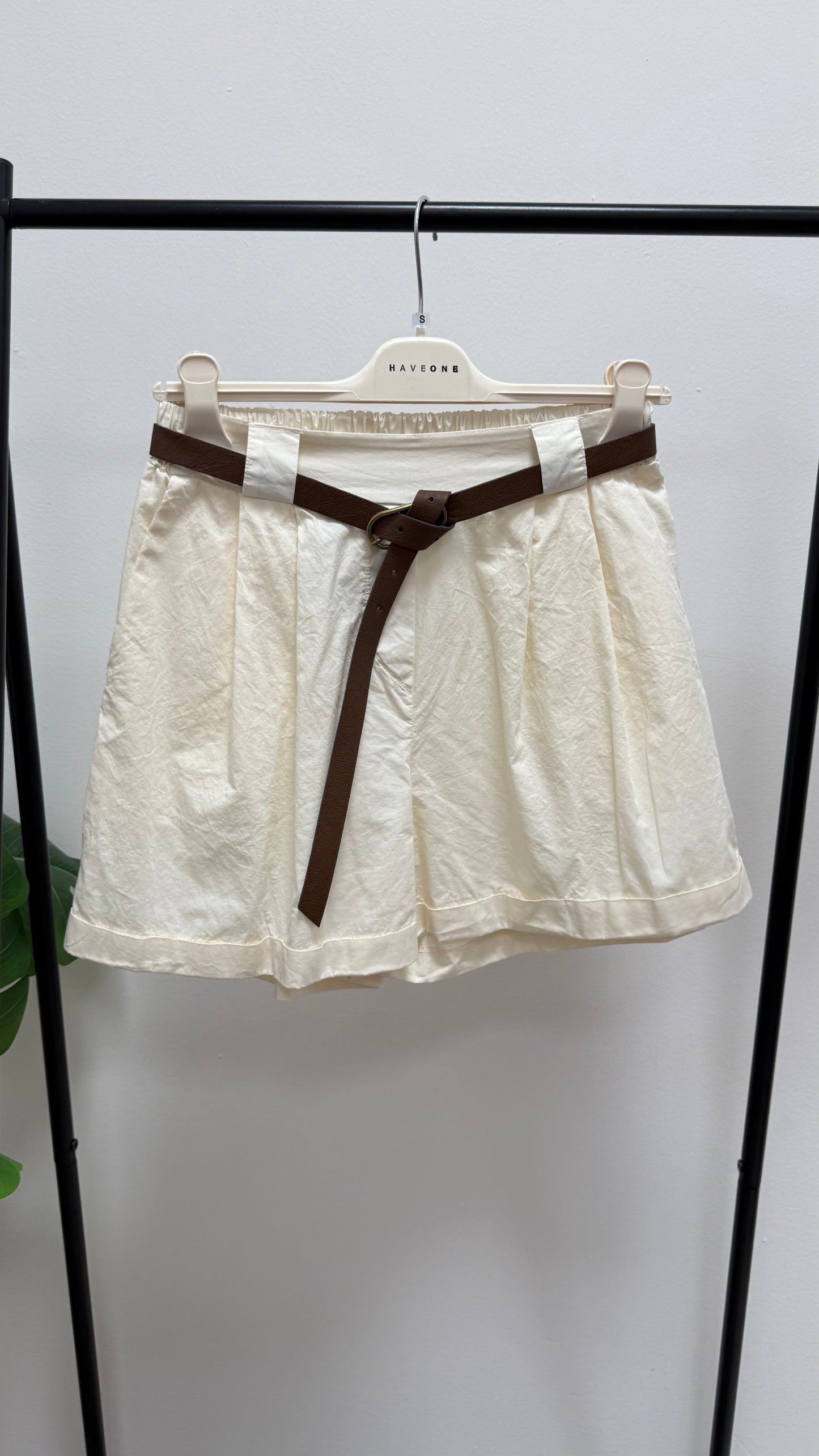 Shorts a Campana con Risvolto Burro HaveOne