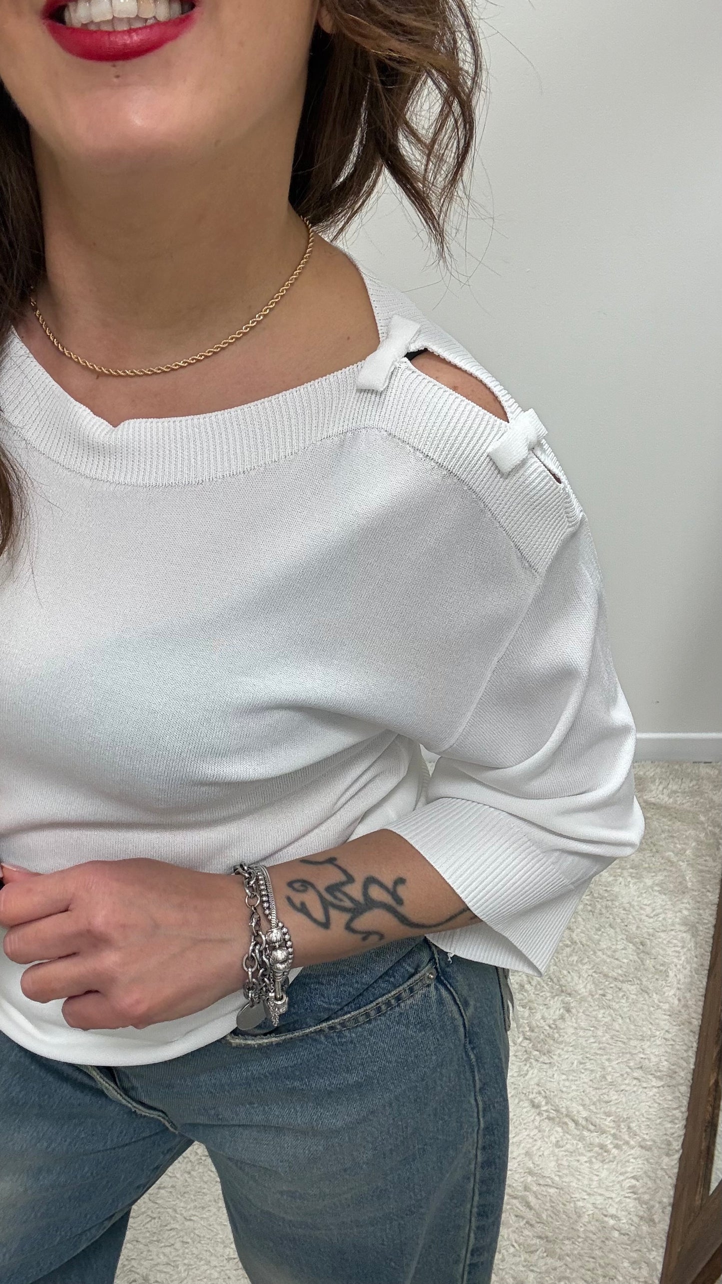 Maglia con Cut Out e Fiocchi Extasy Bianca