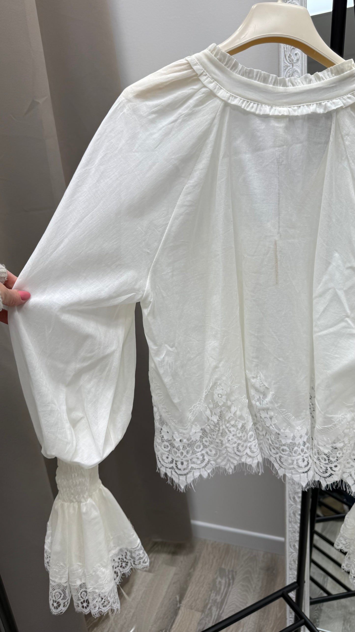 Camicia burro con manica pizzo Tensione In