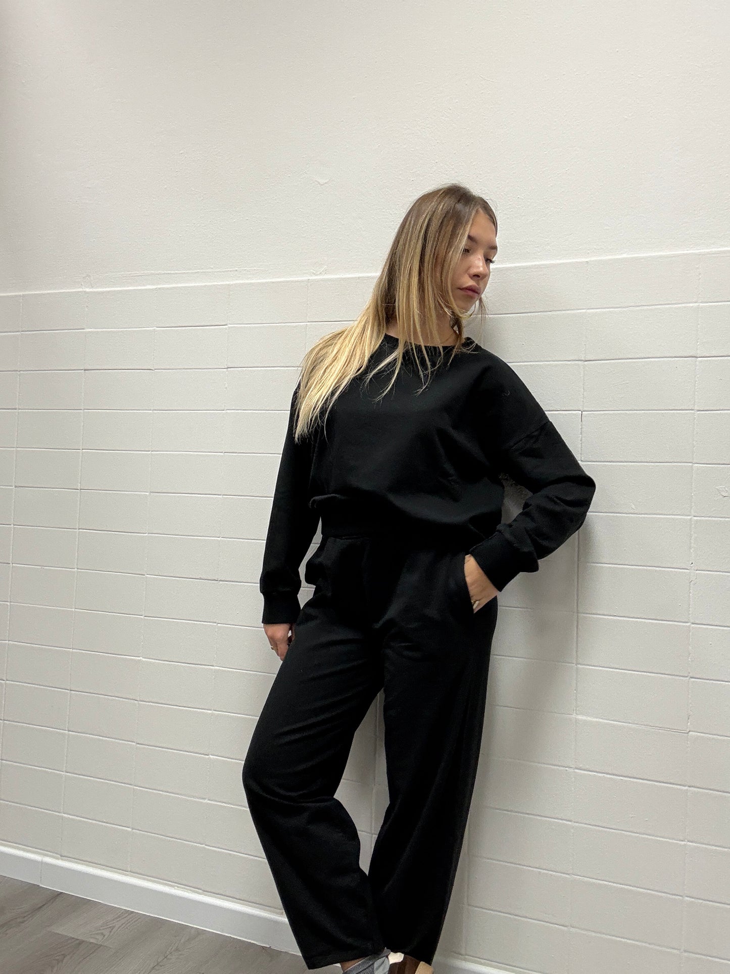Tuta coordinato felpa + pantalone nero