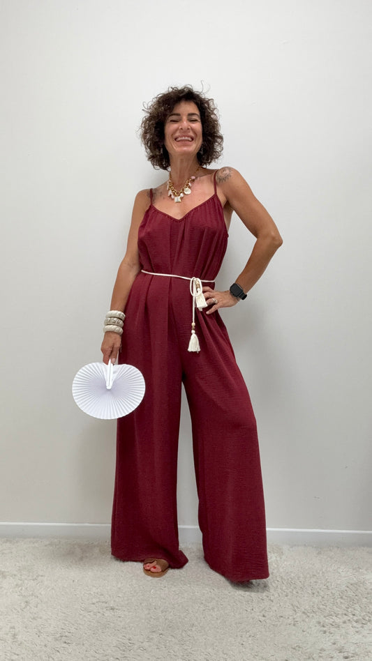 Tuta rosso india con spalline e cintura Brend