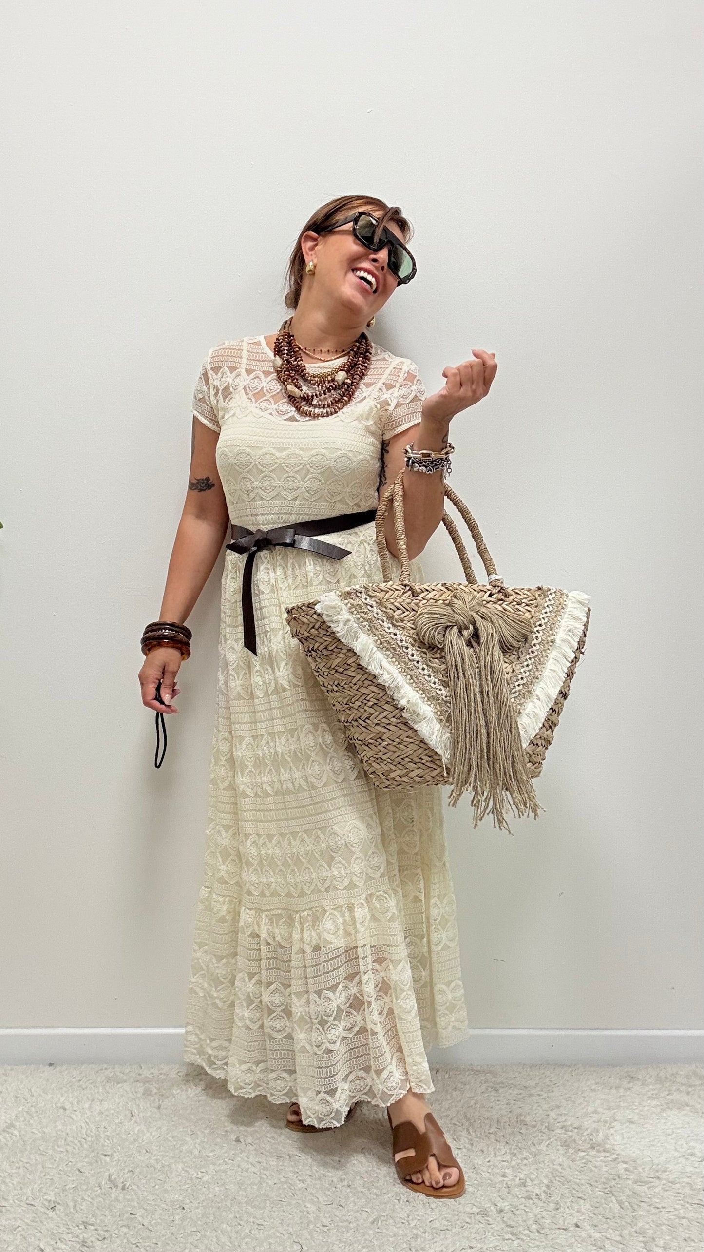 Abito pizzo burro con balze e sottoveste Susy Mix