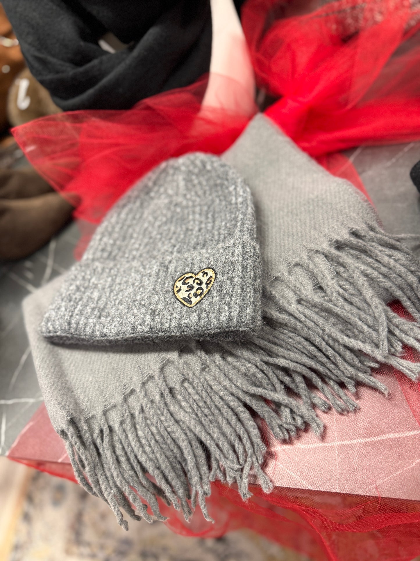 Set sciarpa cappellino grigio Memoire