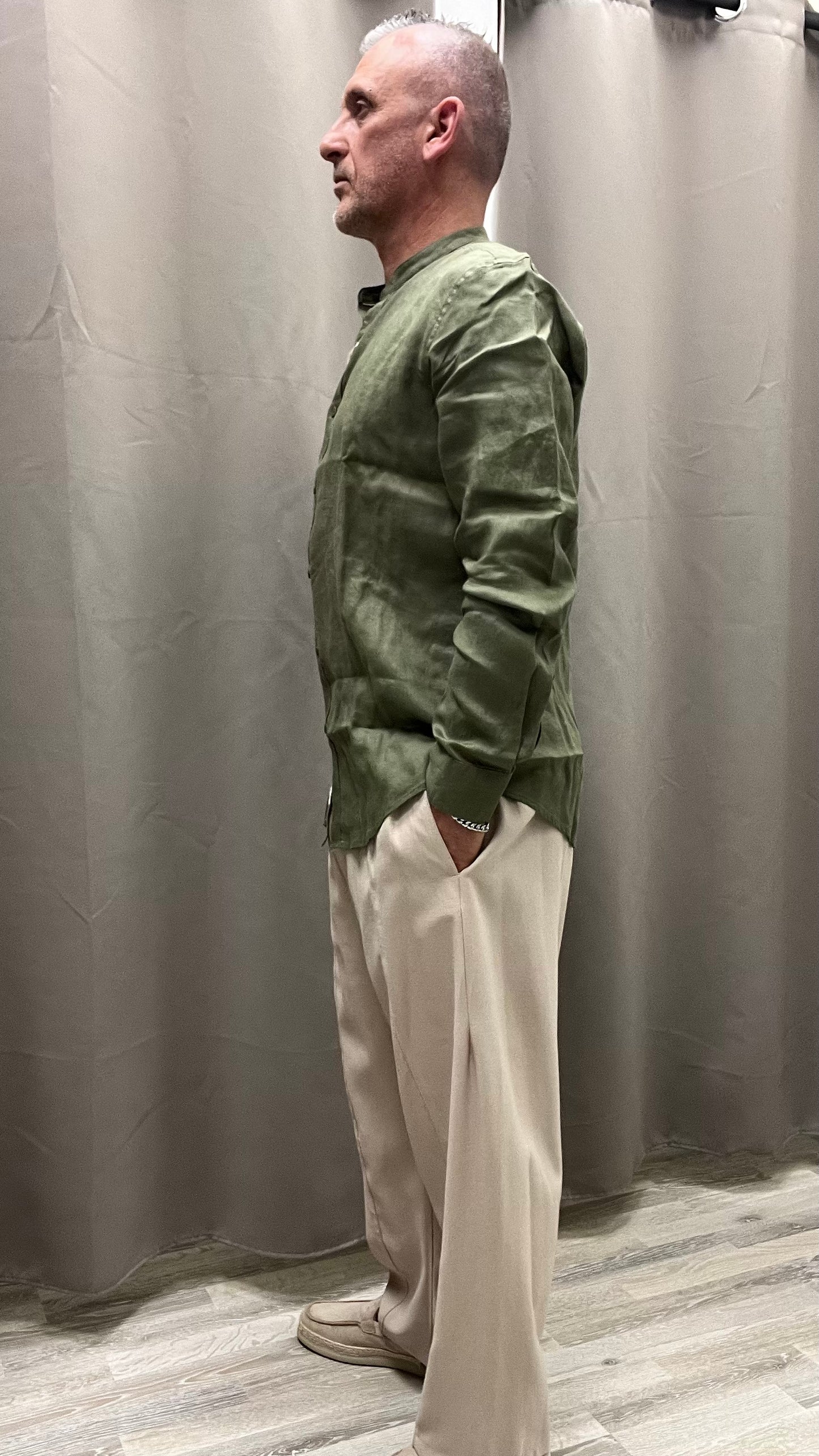 Camicia in Lino Verde Militare Collo Coreana Gianni Lupo