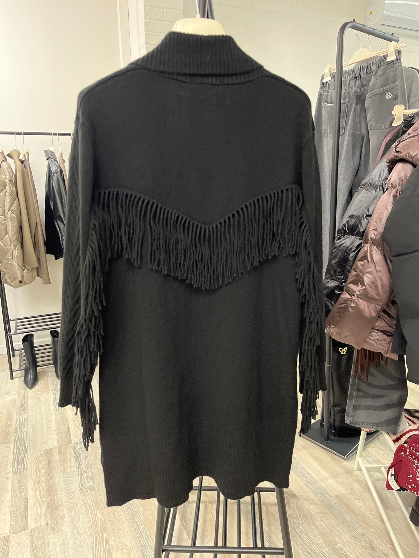 Cardigan Lungo con Frange Nero Kiki Six