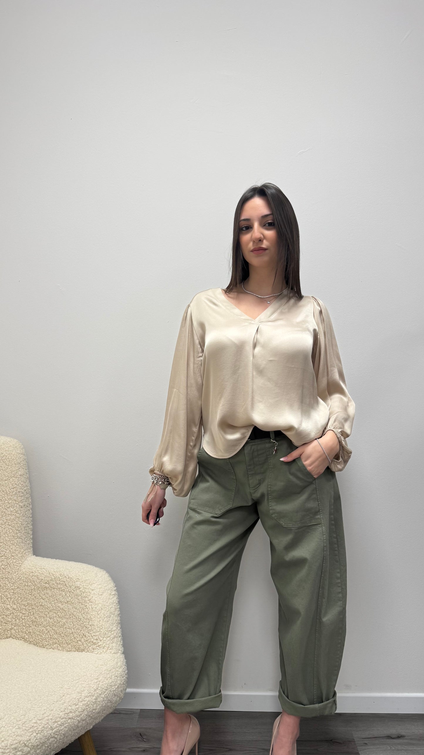 Blusa raso viscosa 100% scollo a V Haveone Beige