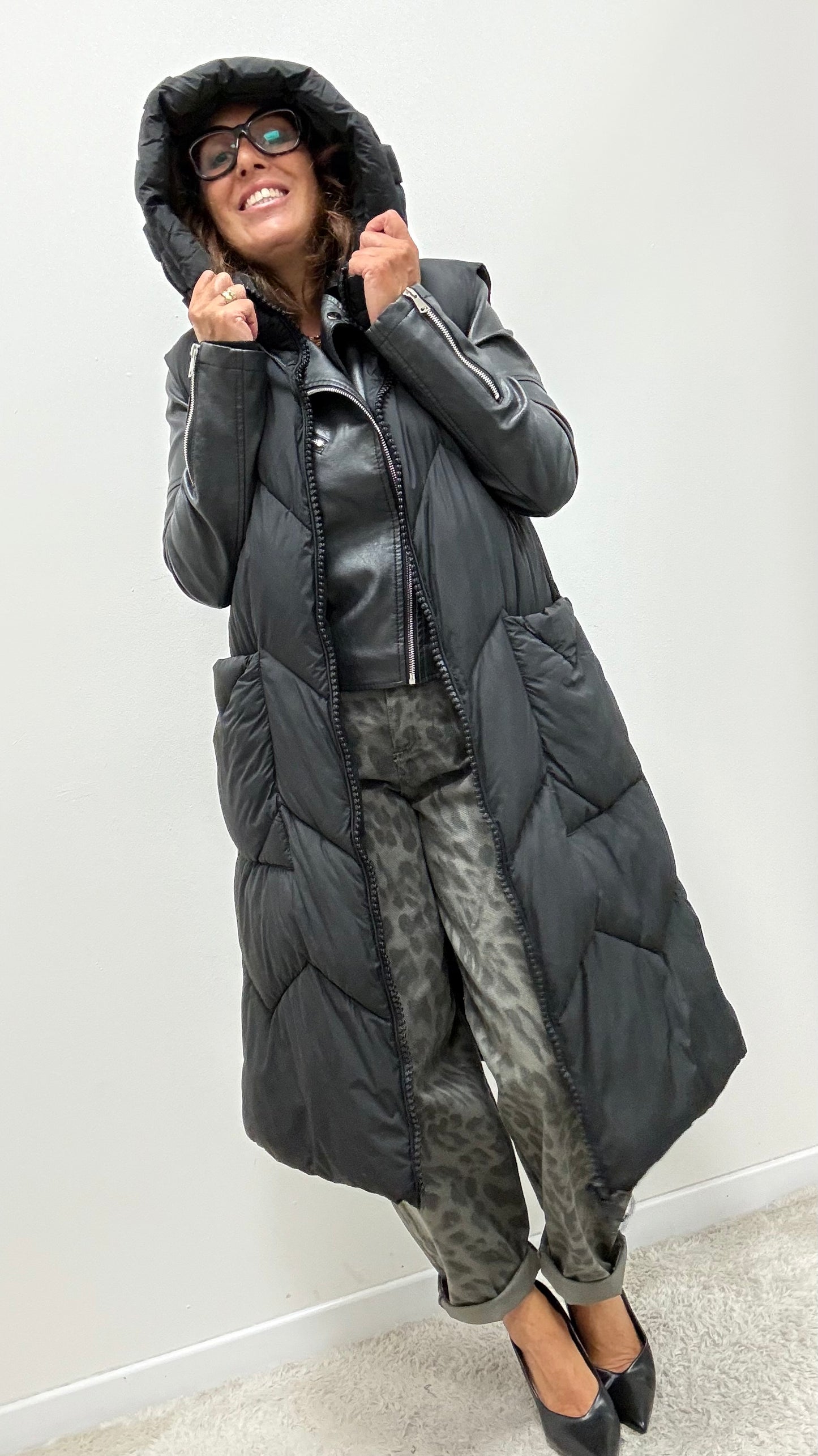 Gilet trapuntato con cappuccio Extasy nero