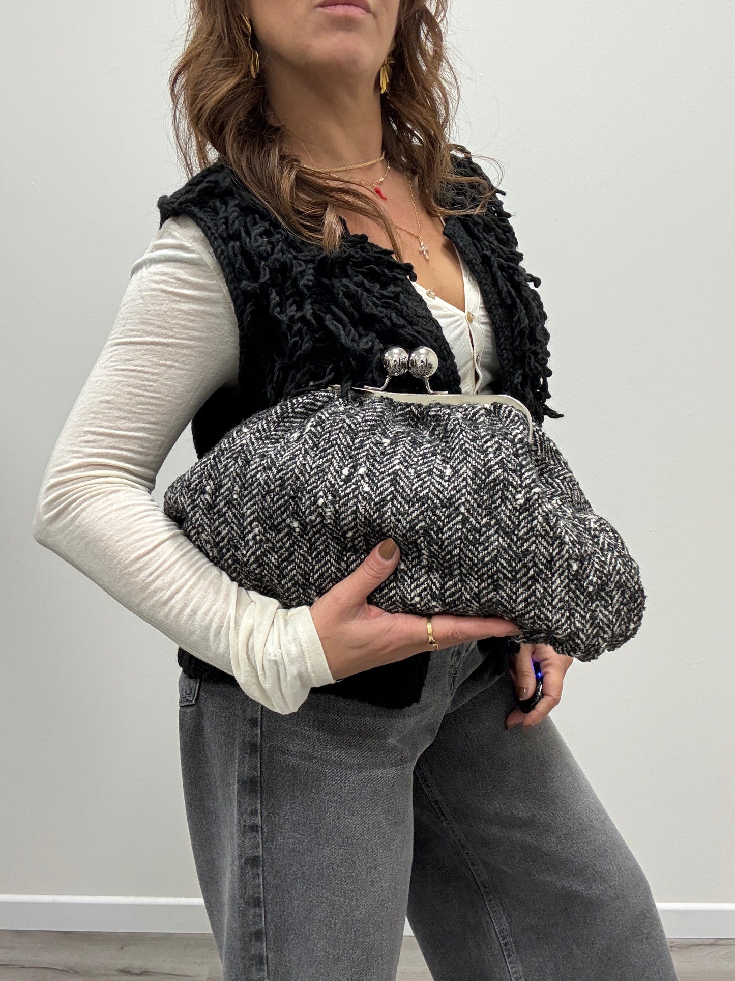 Borsa porchette in tweed bianco e nero Susy Mix