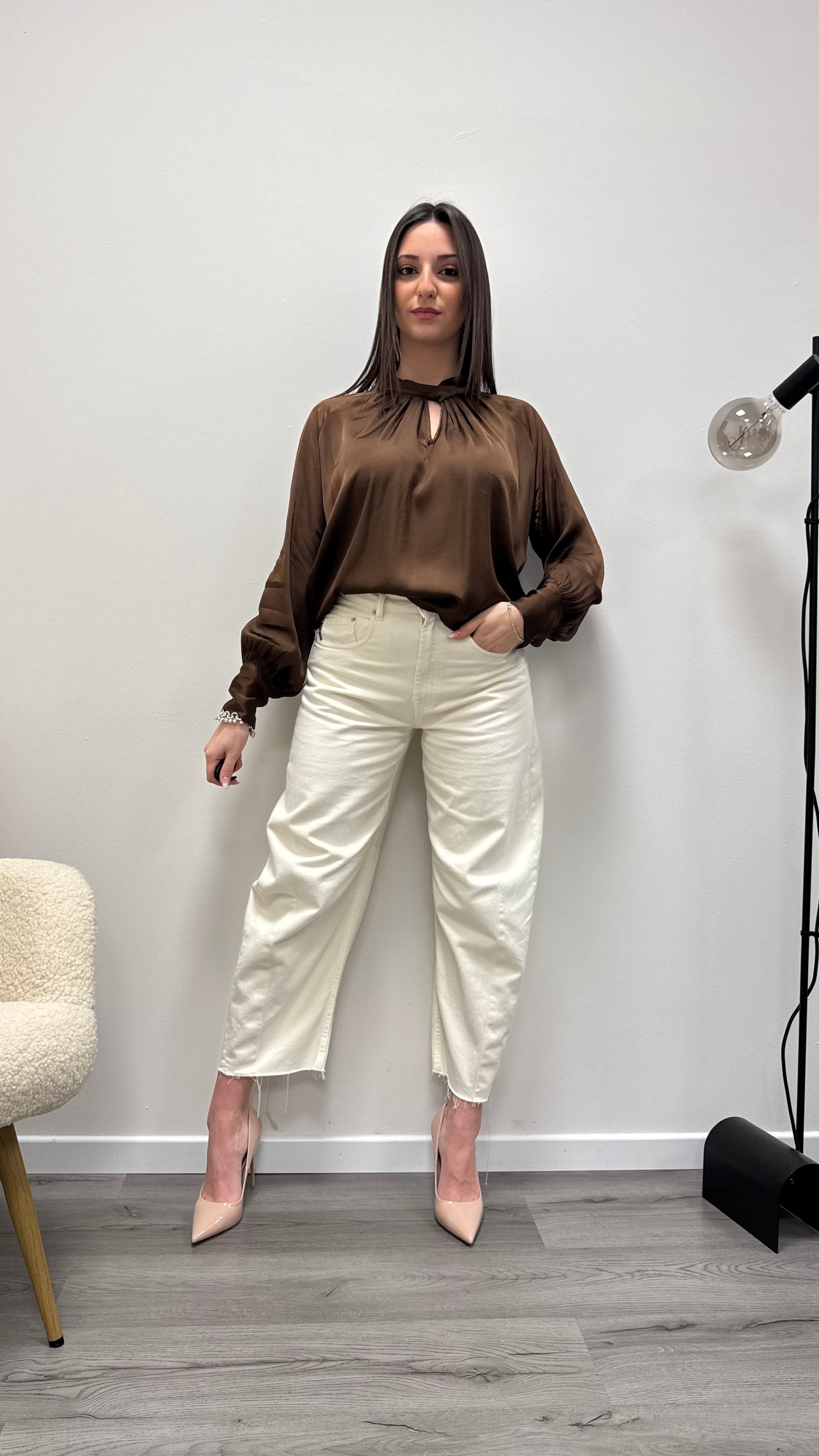 Blusa raso viscosa 100% nodo Haveone moro