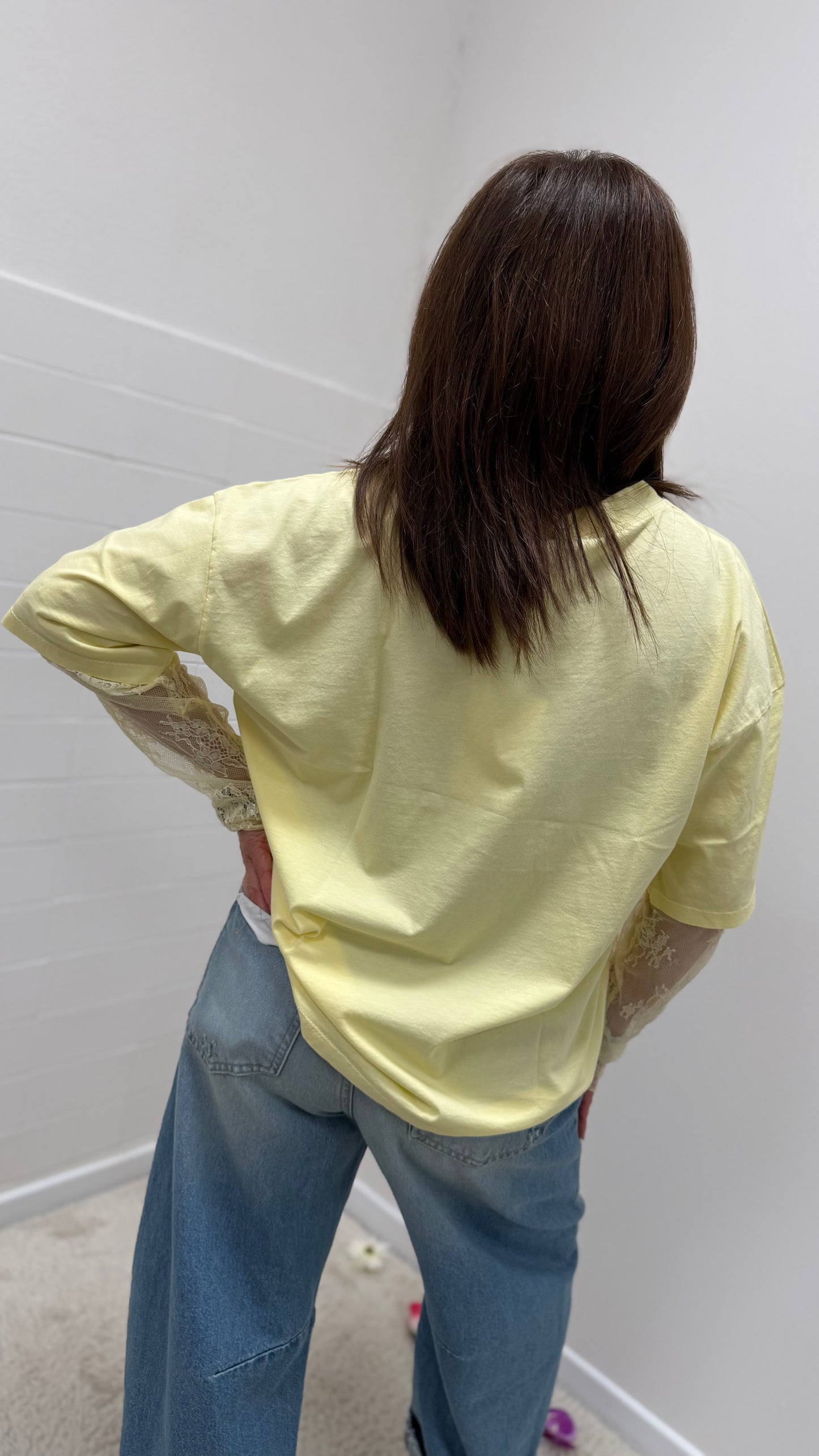 Susy Mix T-Shirt con Manica in Pizzo Gialla