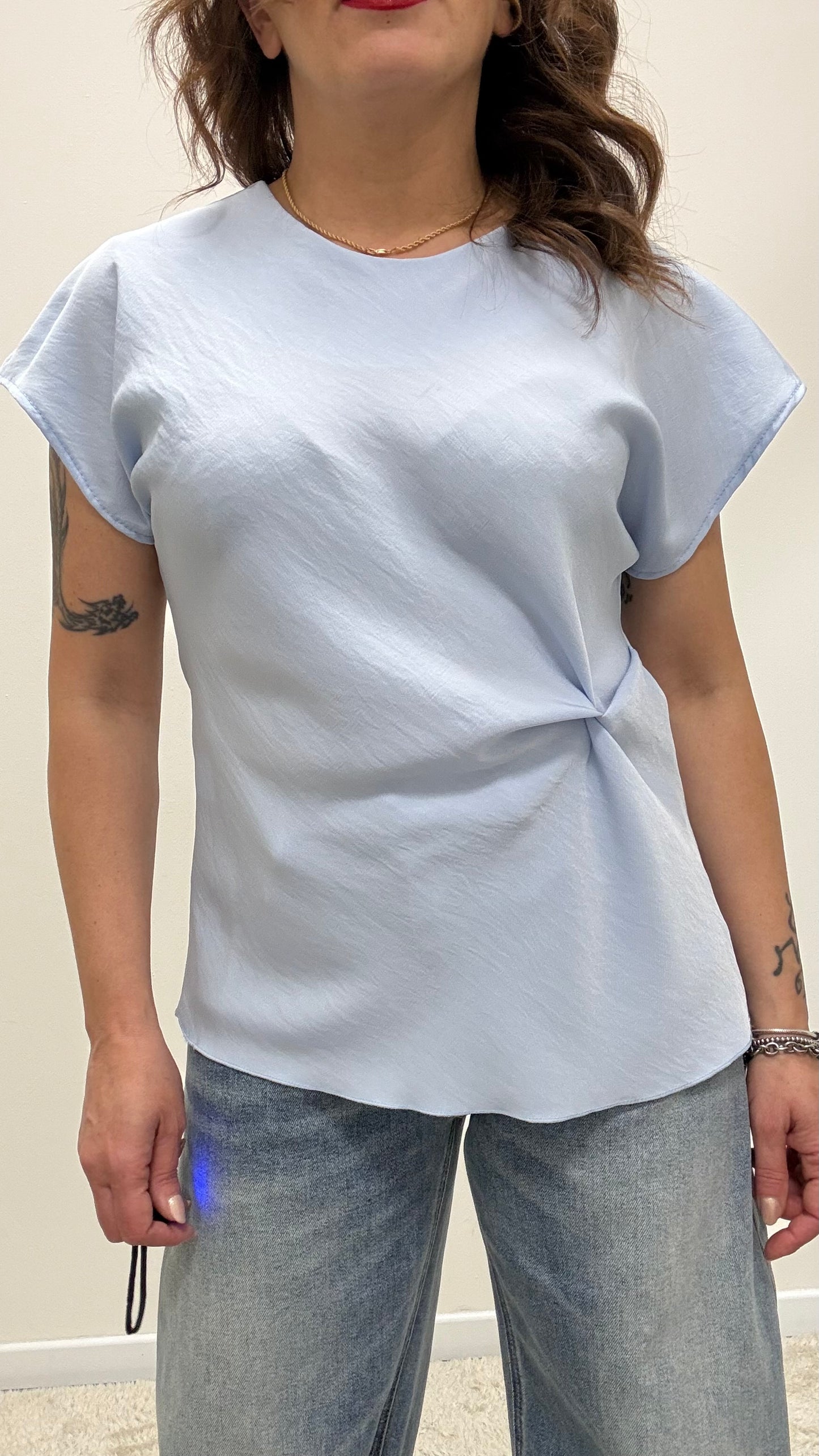 Maglia azzurra con nodo Extasy