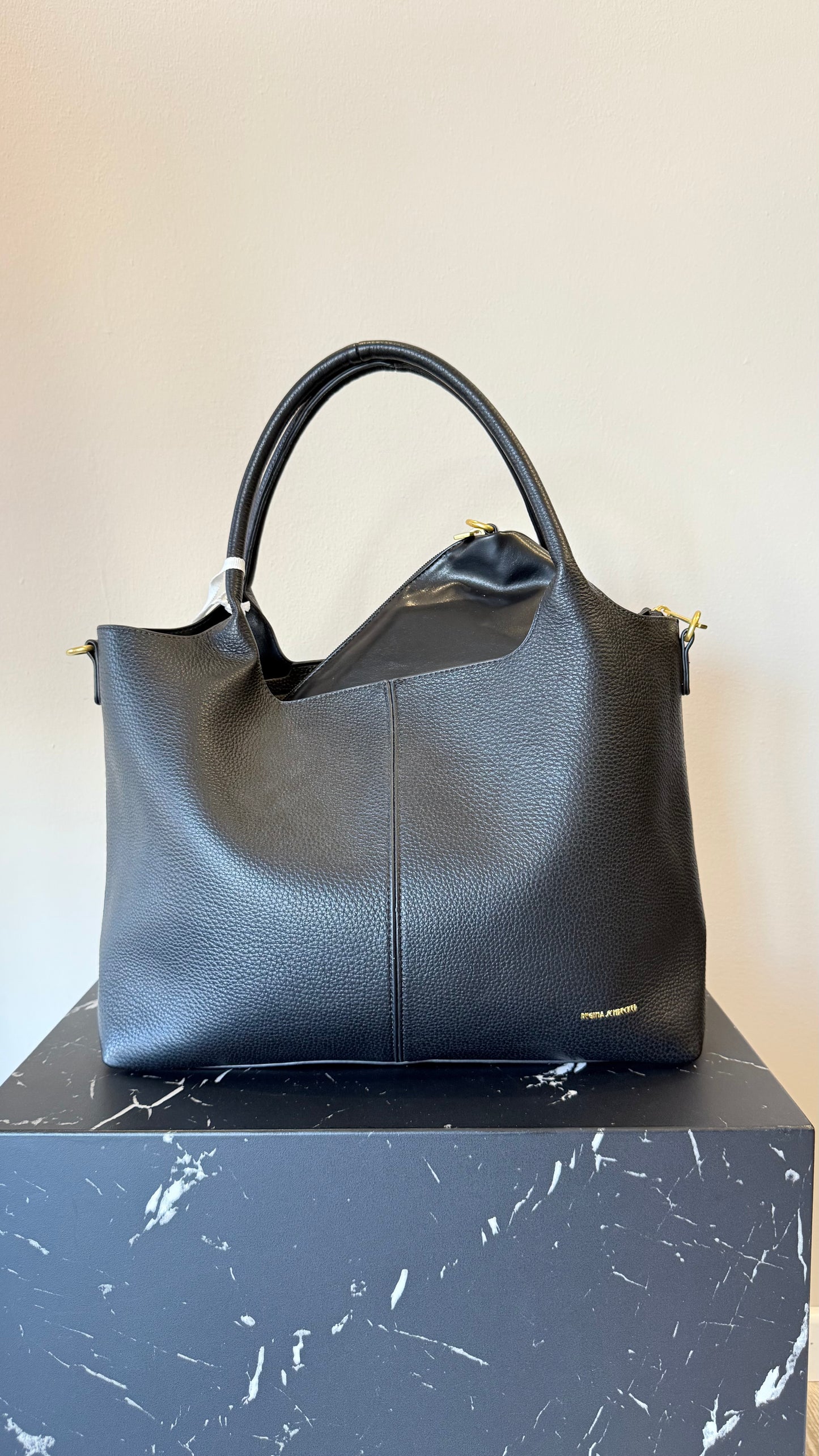 Borsa con pochette in ecopelle nera Memoire