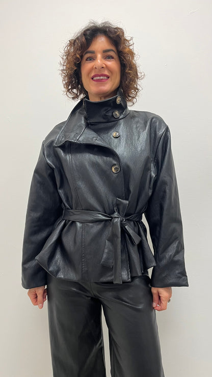 Giacca donna in ecopelle nera con cintura My-d