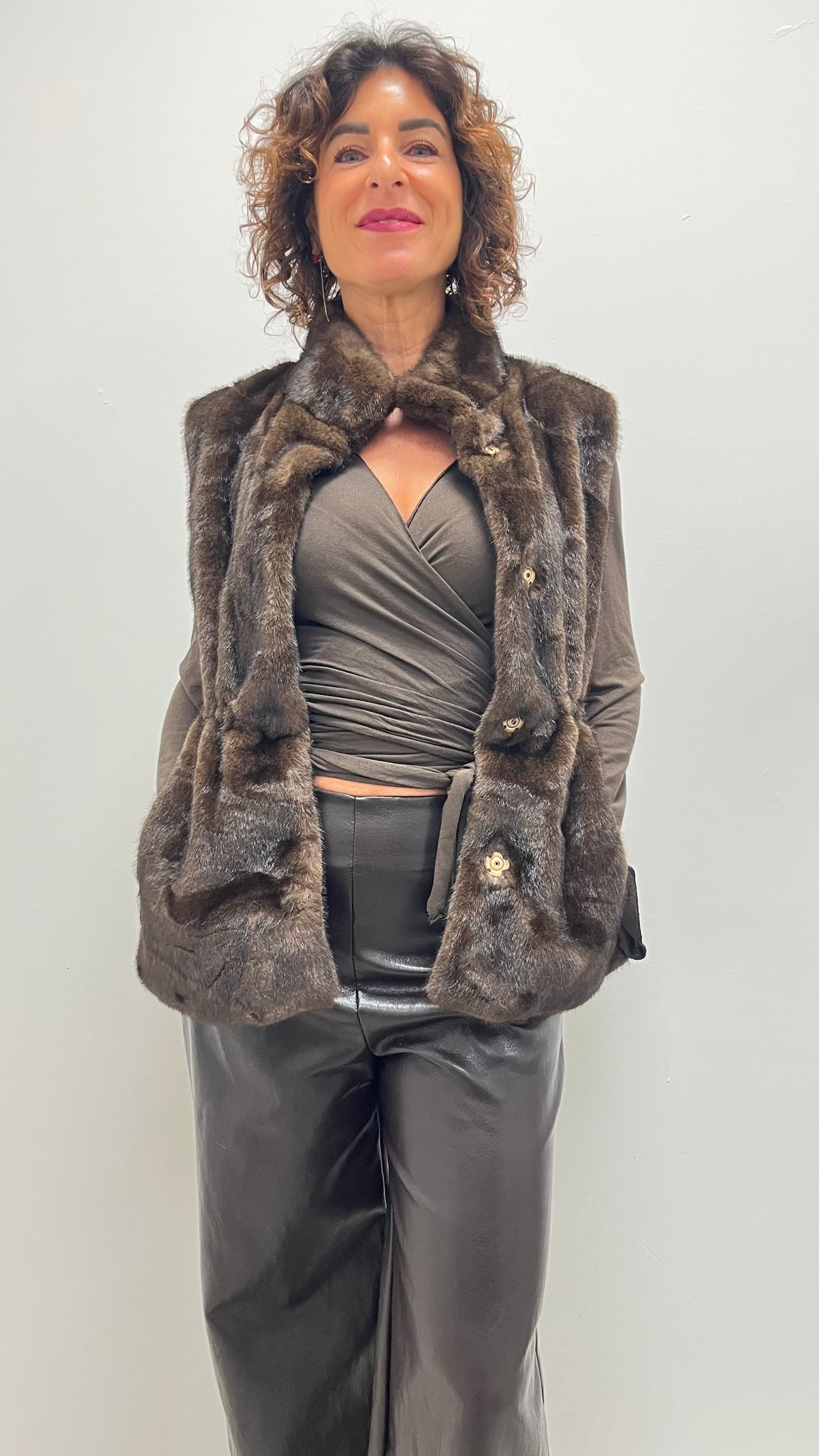 Gilet ecopelliccia arricciato moro Susy Mix