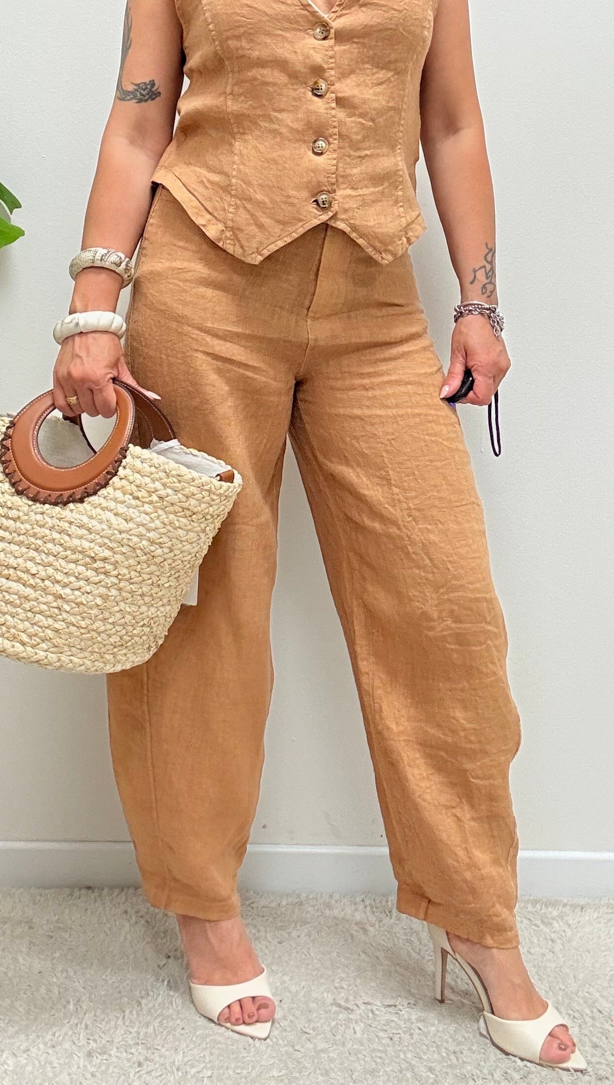 Pantaloni Barbara in lino cammello Haveone