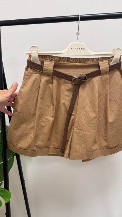 Shorts a Campana con Risvolto cammello HaveOne