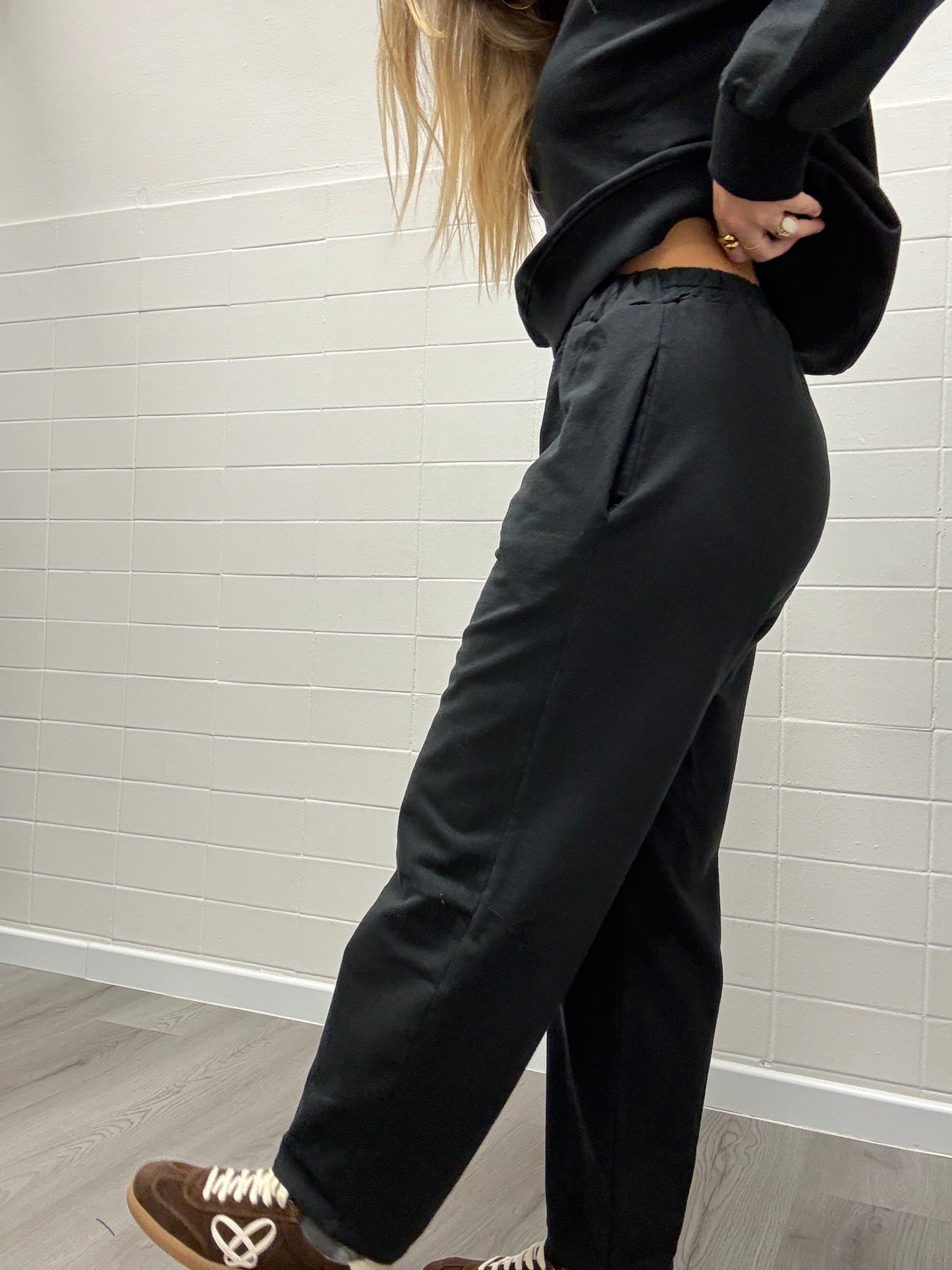 Tuta coordinato felpa + pantalone nero