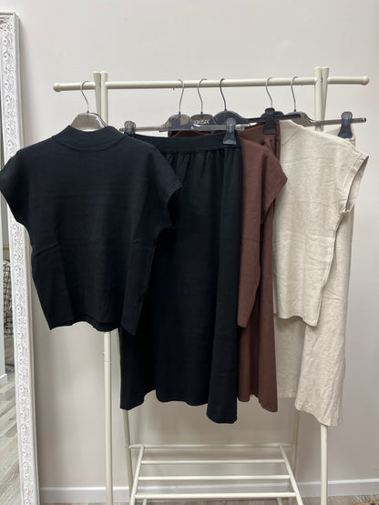Kiki Six completo in Maglia Beige