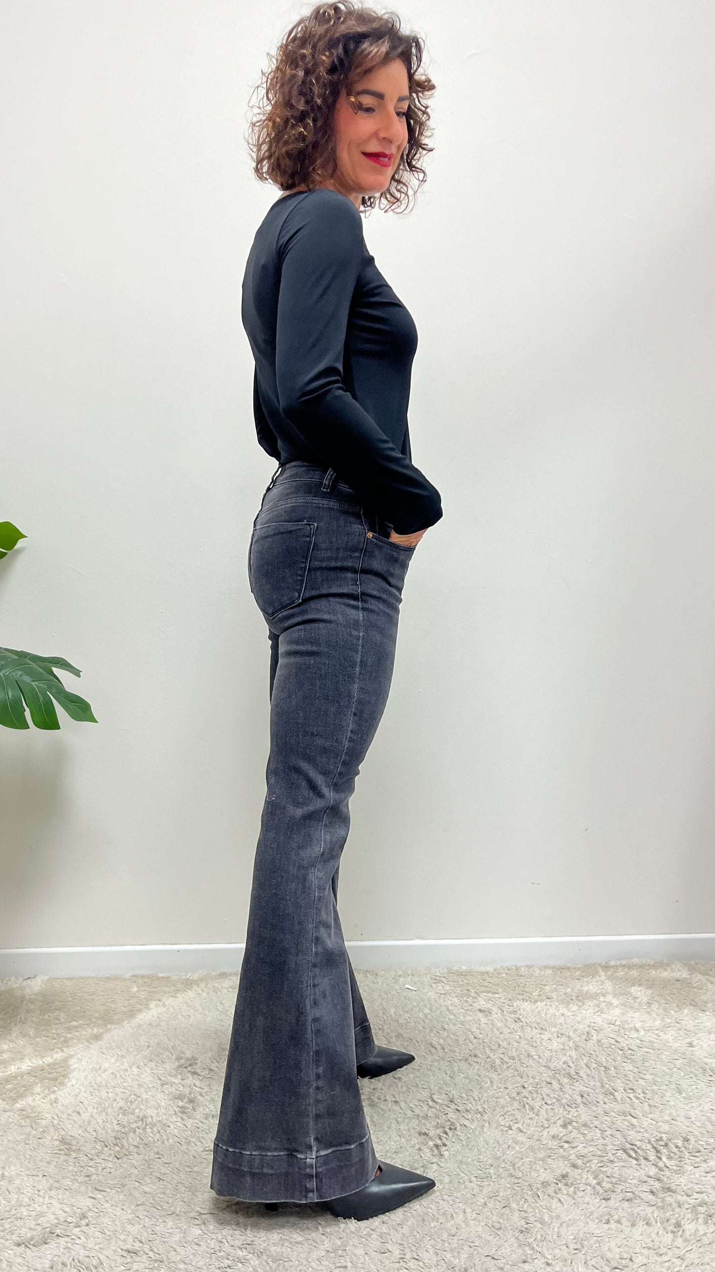 Pantaloni zampa jeans nero Extasy