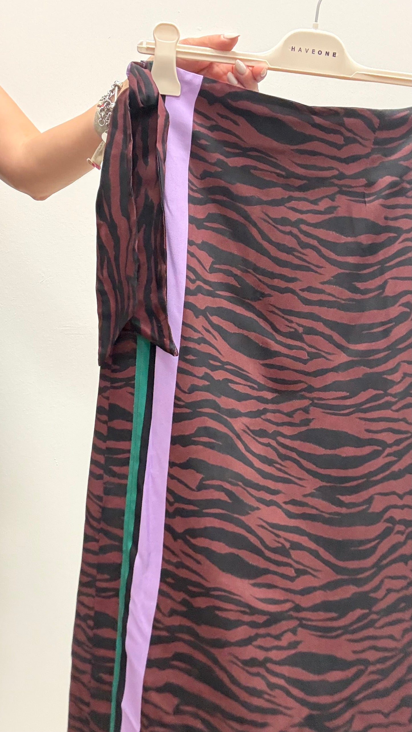 Gonna Pareo lunga zebra bordeaux e nero HaveOne Art.GMA-Q303