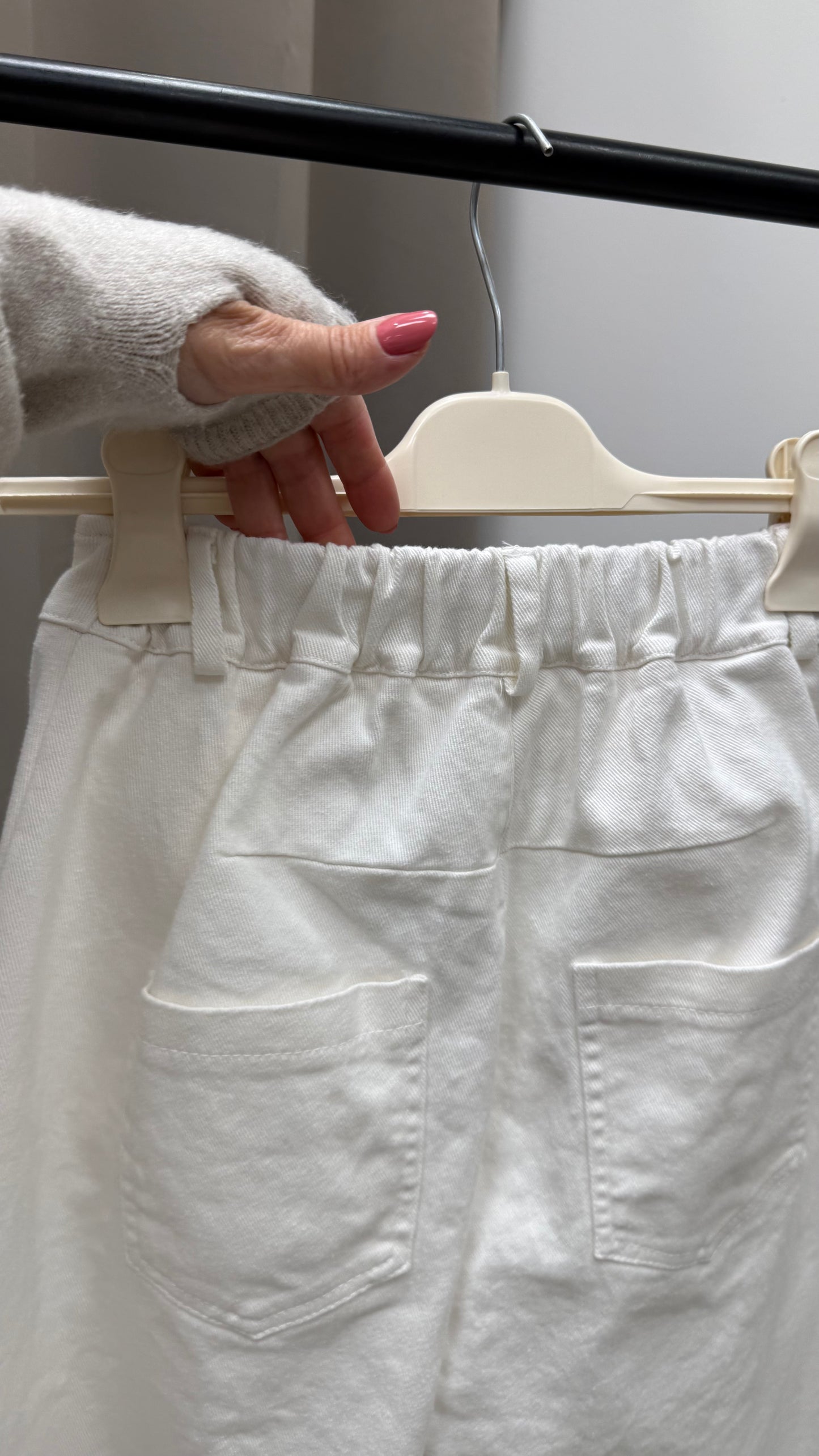 Jeans ovetto elastico in vita Tensione in