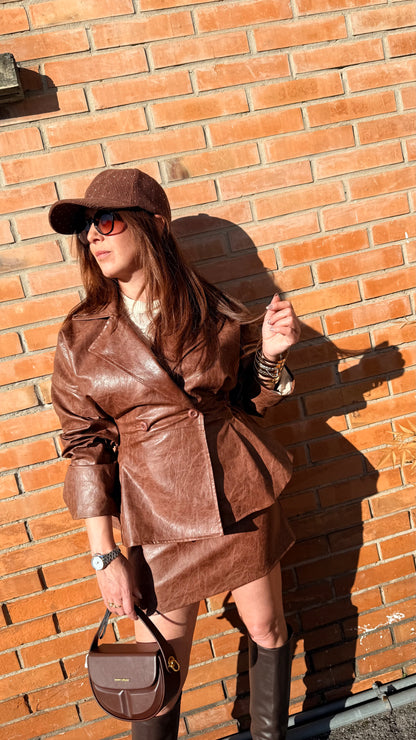 Giacca corsetto ecopelle martellata avvitata Haveone