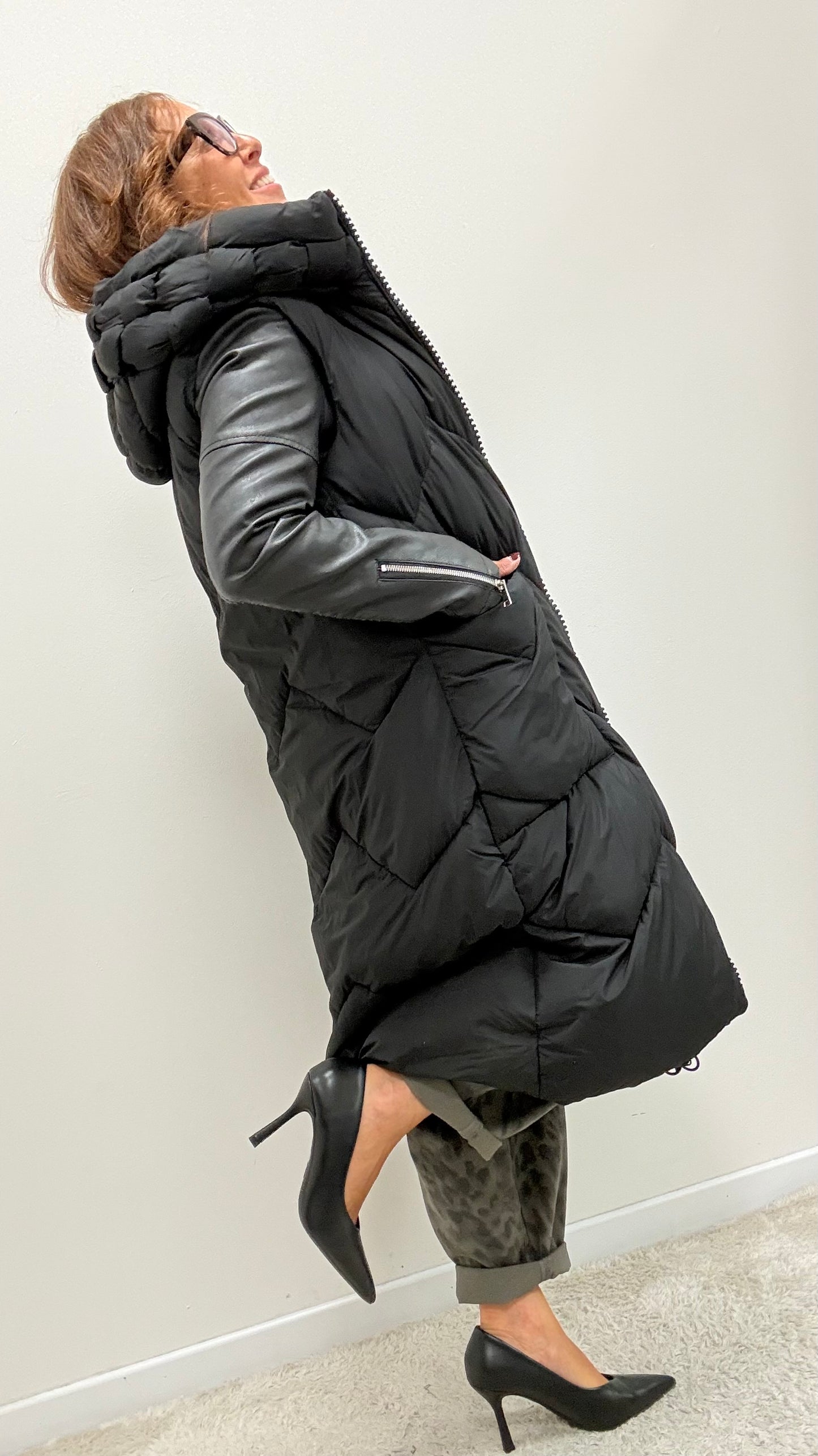 Gilet trapuntato con cappuccio Extasy nero