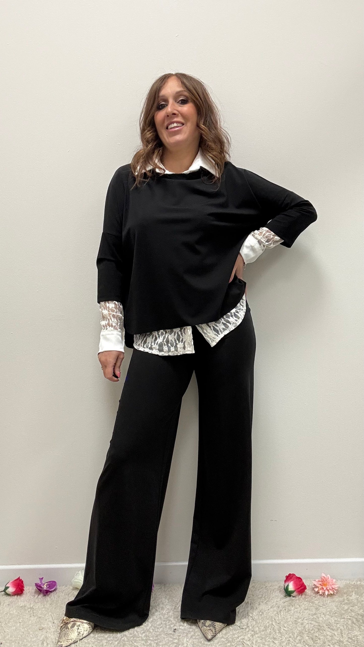 Completo blusa + pantaloni Extasy nero