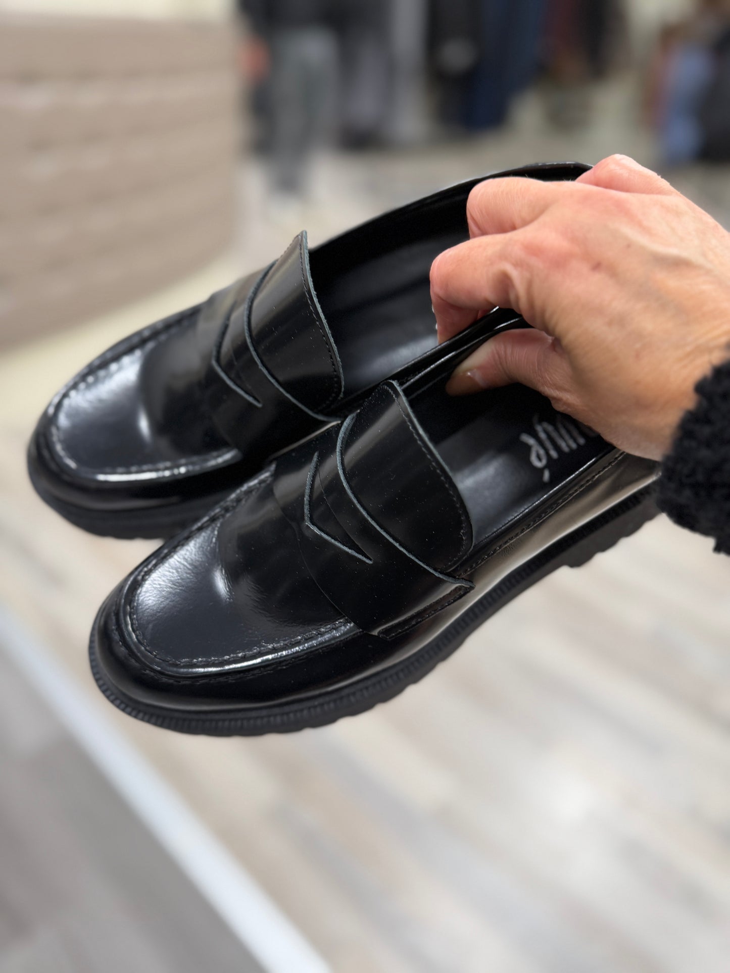 Mocassino vernice abrasivata Ovyè