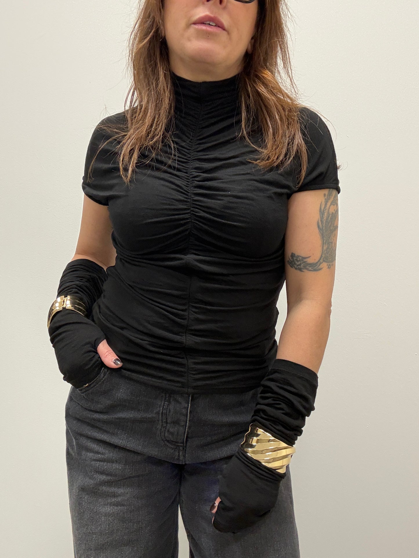 Maglia lupetto cashmire arricciato con manicotti  nero Haveone