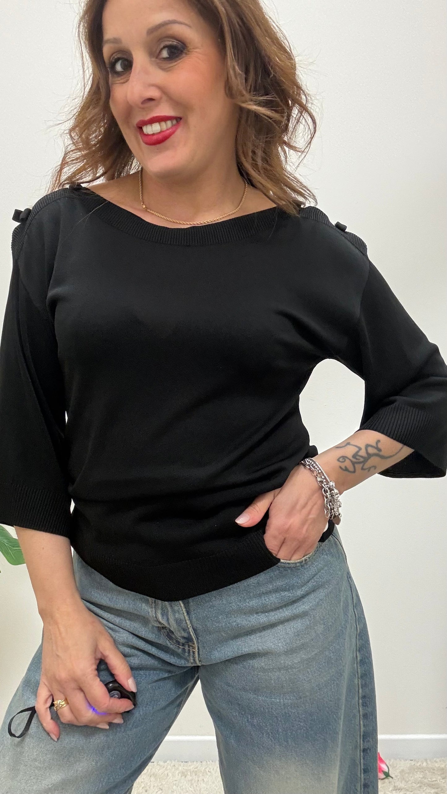 Maglia con Cut Out e Fiocchi Extasy Nera