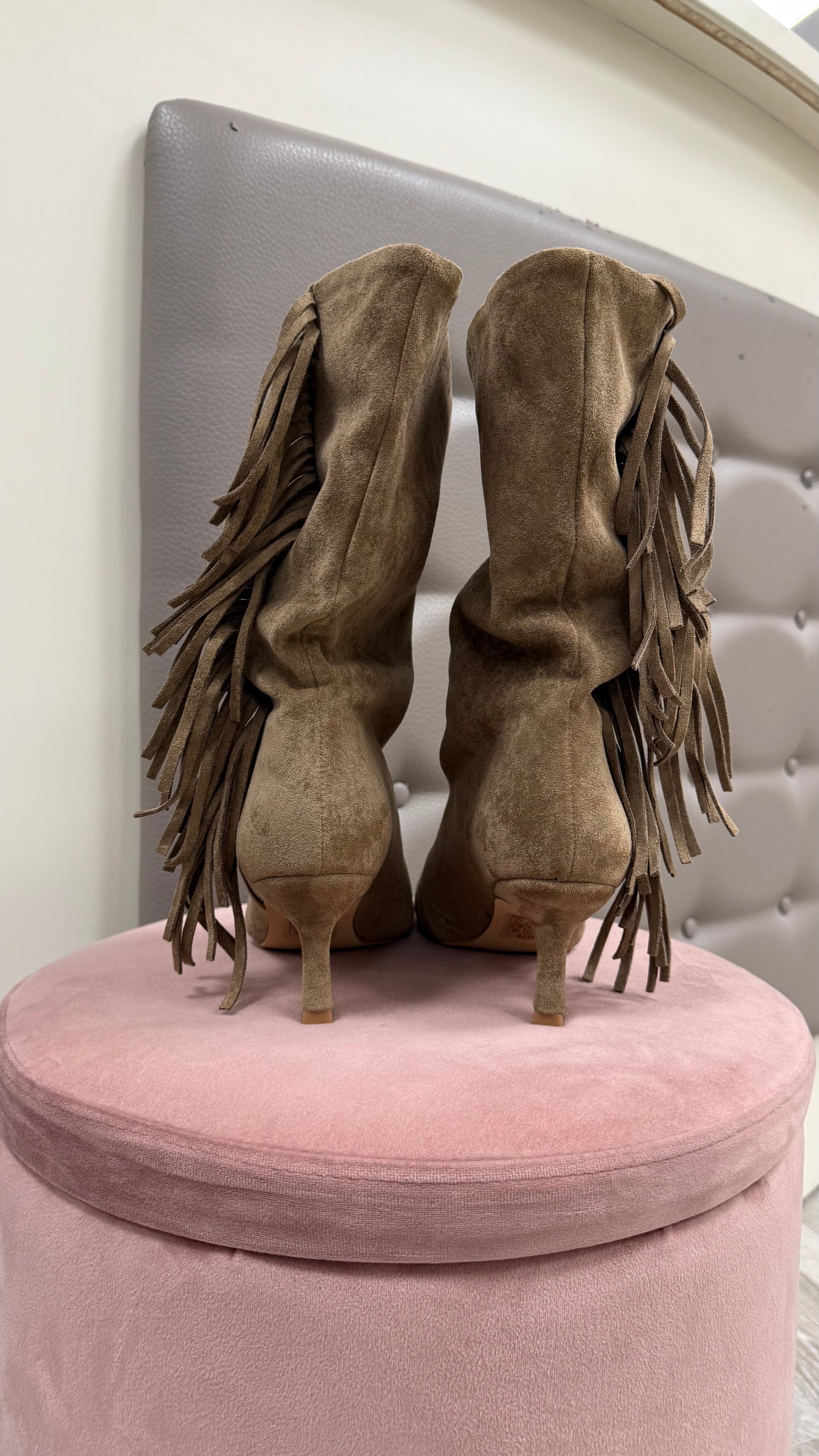 Stivali con frange tortora