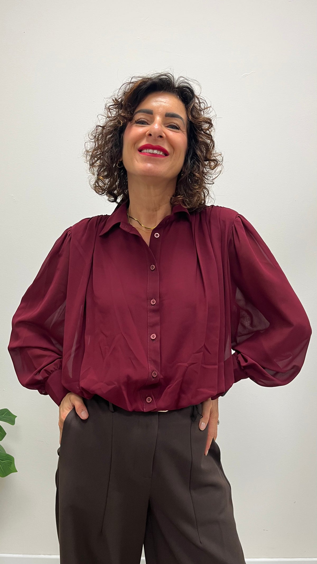 Camicia crop con spalline arricciate Extasy bordeaux