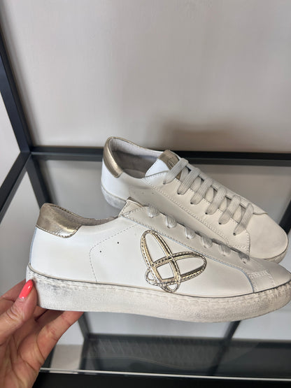 Sneaker bianca dettagli oro in pelle Ovyè