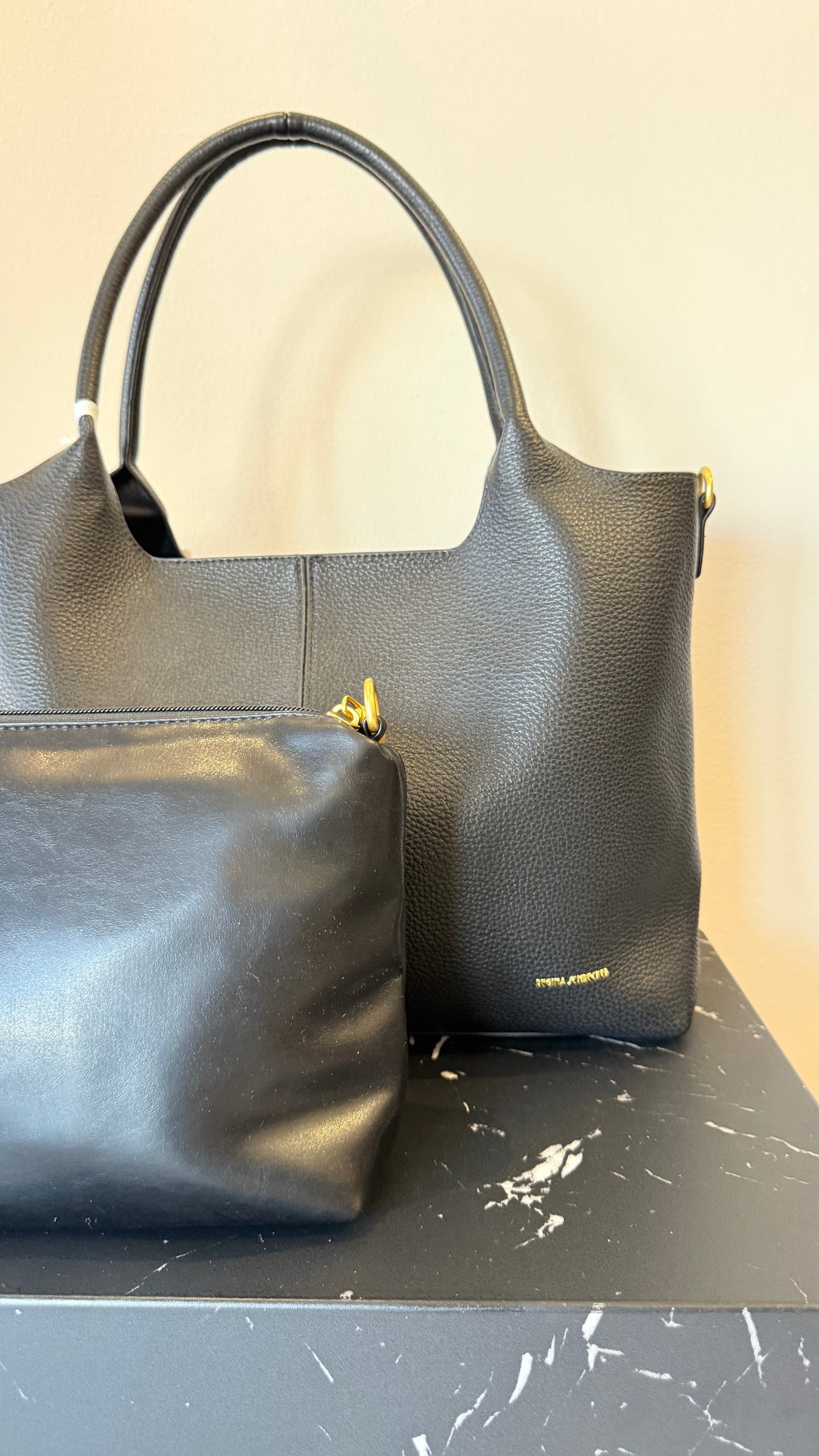 Borsa con pochette in ecopelle nera Memoire