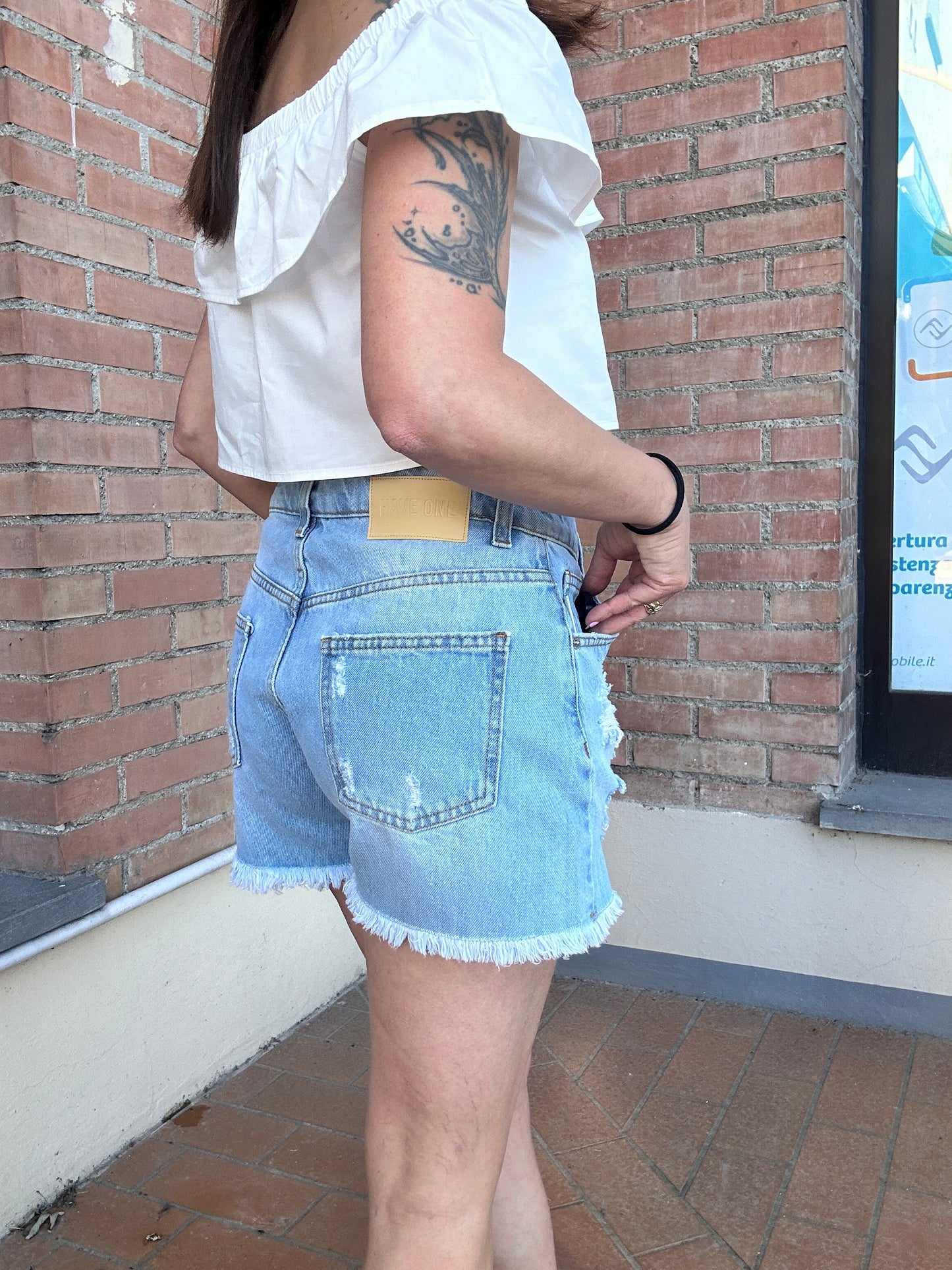 Shorts con Strappi Haveone